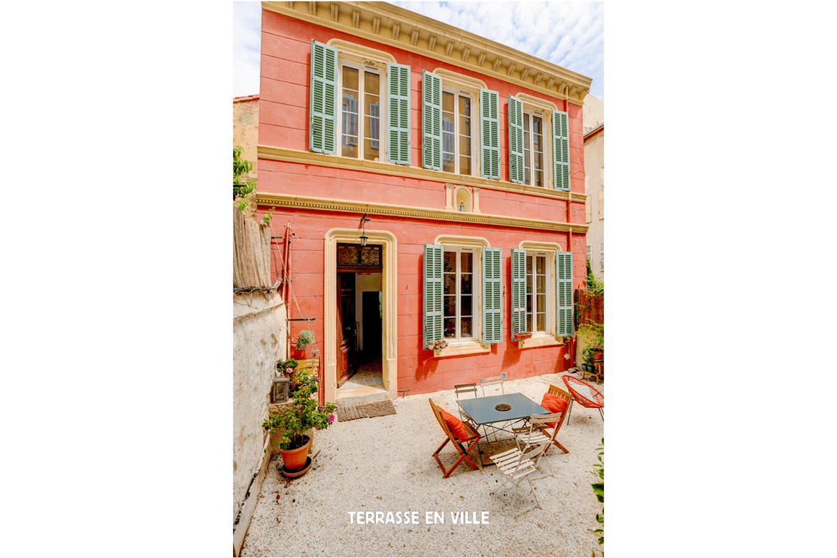 NOTRE-DAME-DU-MONT - MAISON - T6 - 150M2 - TERRASSE - 719 000€