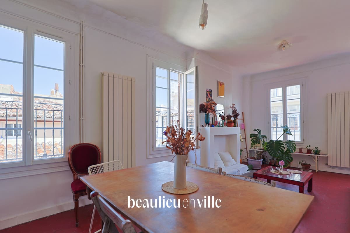 EXCLUSIVITÉ - OPERA VIEIUX PORT - T3/4 - DERNIER ETAGE - 449 000 EUROS
