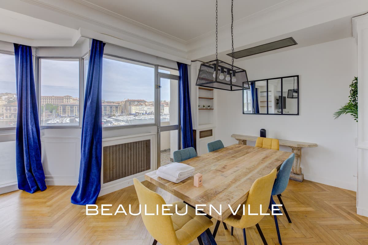 EXCLUSIVITE - BAIL EMPHYTEOTIQUE - VIEUX PORT - T3 - BALCON - VUE - 140 000€ - 4