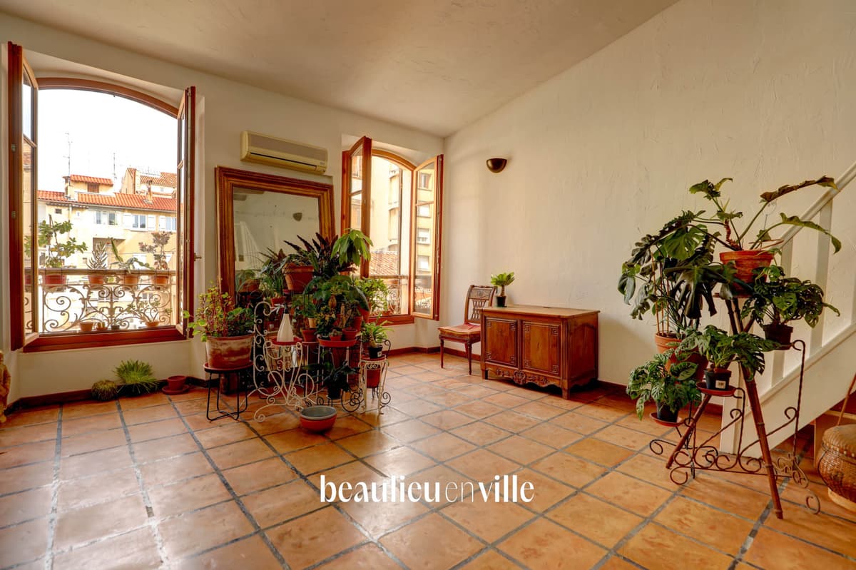 EXCLUSIVITE - PREFECTURE - T3 - DERNIER ETAGE - 380 000€ - 1