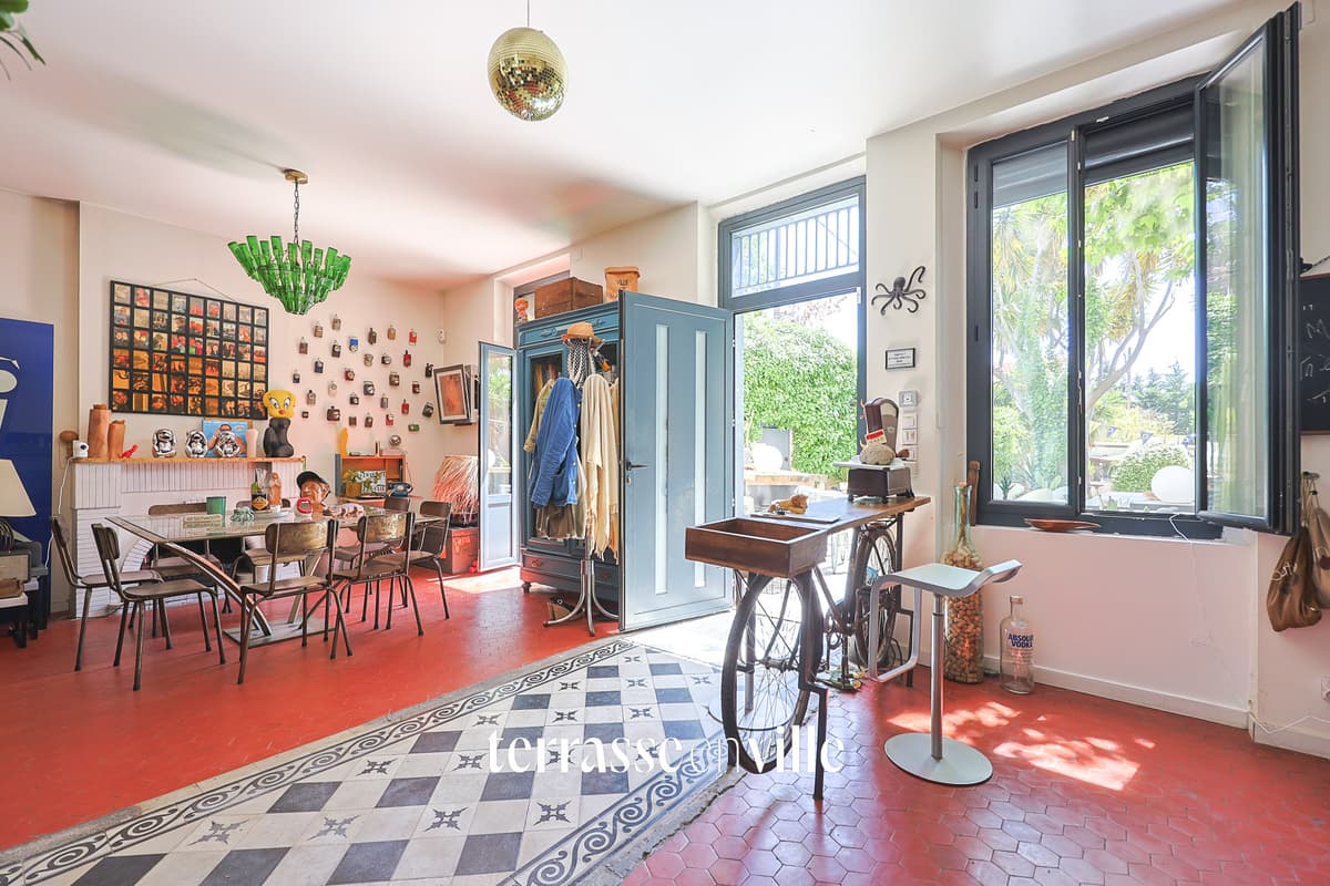 L’ESTAQUE - MAISON T5 - JARDIN - PISCINE - VUE MER - 790 000€ - 5