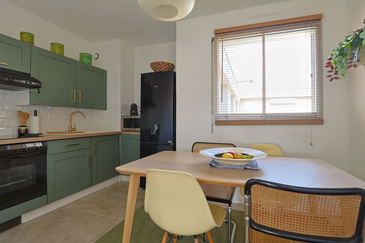 LA FOURRAGERE - APPARTEMENT T3 - 64 M2 - TERRASSE - GARAGE - CAVE - 295 000€ - 5