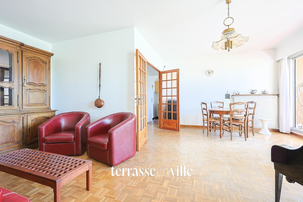 EXCLUSIVITÉ - 26 eme CENTENAIRE - T4 - 96 m2 - TERRASSE ET JARDIN 50 M2 - PARKING - 300 000 € - 4
