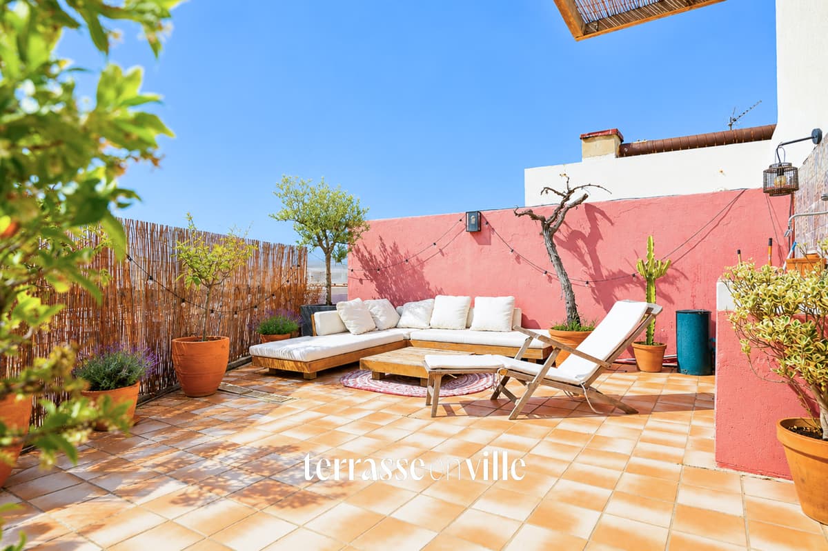 BOMPARD - T3 - TERRASSE - VUE MER ET NOTRE DAME DE LA GARDE - BOX - 695 000 € - 1