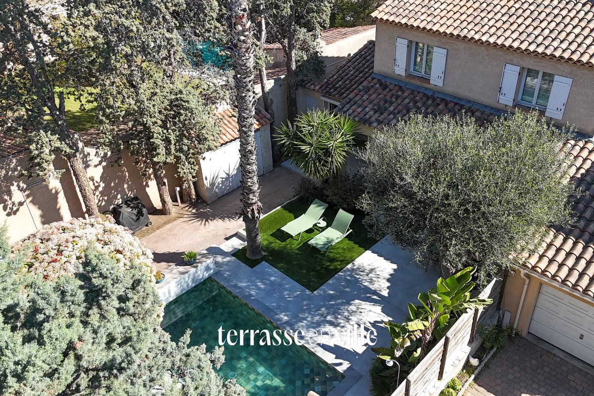 EXCLUSIVITÉ - VIEILLE CHAPELLE - PISCINE - 1 050 000 € - 1