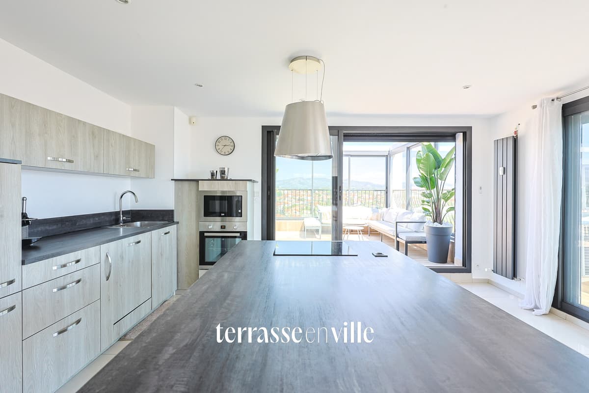 ST JEAN DU DESERT- PENTHOUSE T3/4 - TERRASSE - GARAGE - 745 000€ - 4