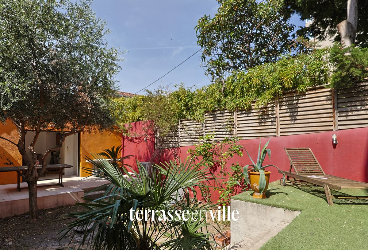 EXCLUSIVITÉ CINQ AVENUES MAISON T5/6 221 M2 - JARDIN - BOX DOUBLE - 880 000 € - 4