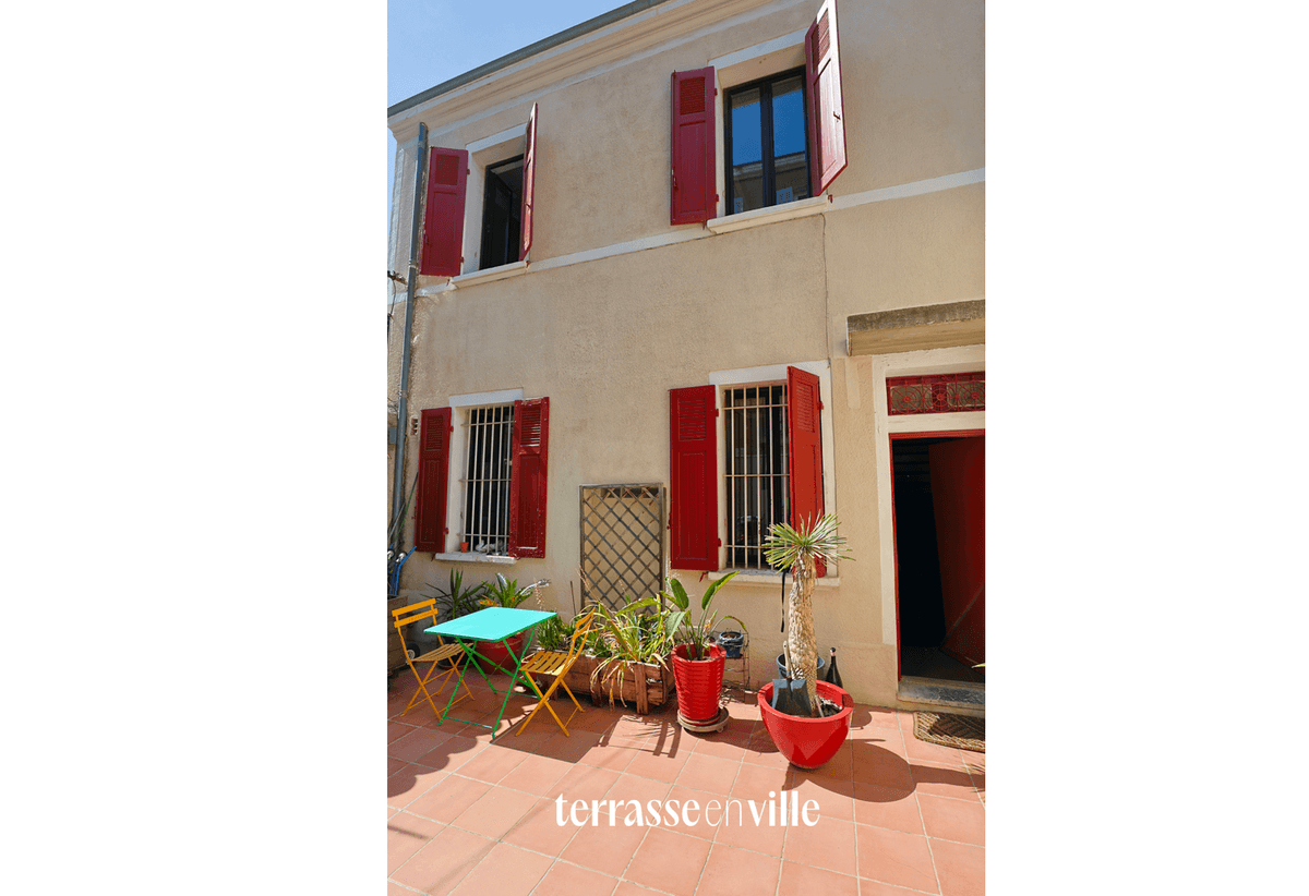 EXCLUSIVITÉ CINQ AVENUES MAISON T5/6 221 M2 - JARDIN - BOX DOUBLE - 880 000 € - 6