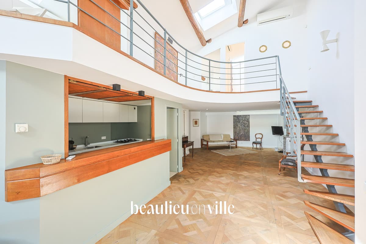 EXCLUSIVITE - VIEUX PORT - DUPLEX T3/4 - VUE VIEUX PORT - 645 000€ - 6