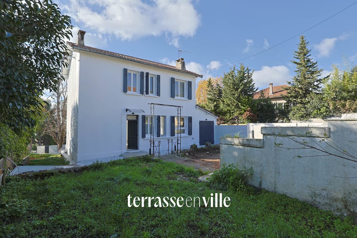 TROIS-LUCS - 13012 - MAISON T4 - 110 m2 - JARDIN 445m2 - 559 000€ - 2