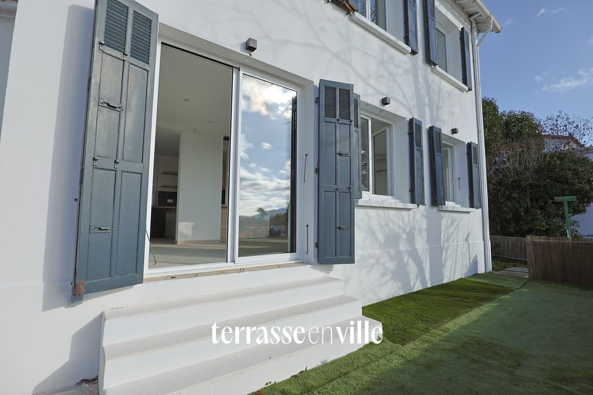 TROIS-LUCS - 13012 - MAISON T4 - 110 m2 - JARDIN 445m2 - 559 000€ - 3