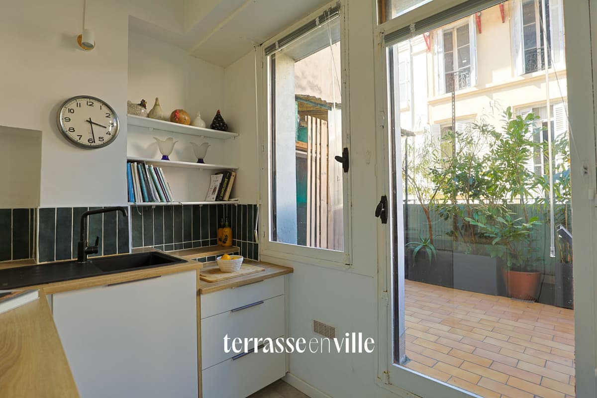EXCLUSIVITE - BUILDING CANEBIERE - T3 - 97M2 - TERRASSE- 350 000€ - 5