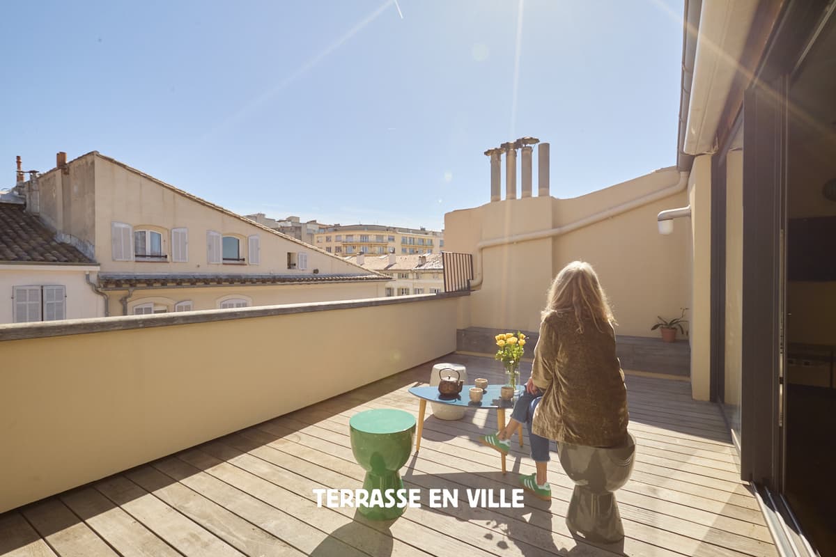 VIEUX PORT - DUPLEX T5 - TERRASSE - 690 000€ - 1