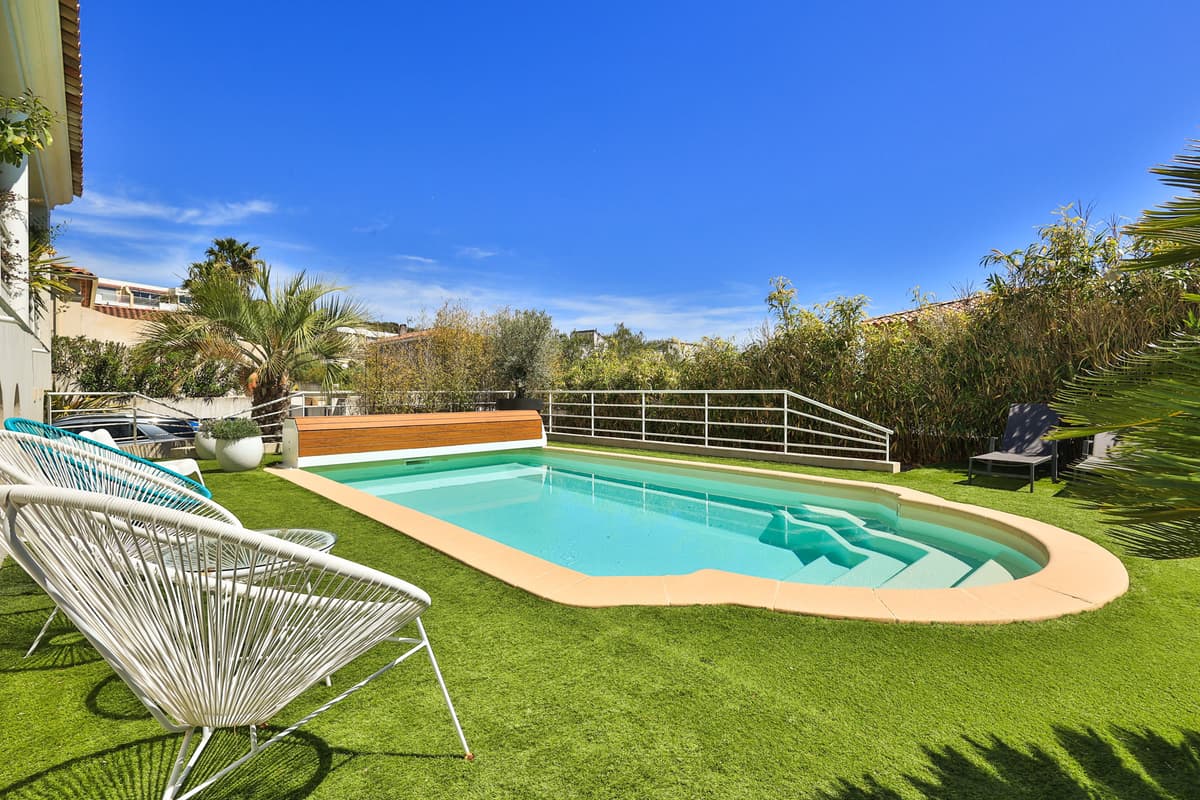 LA CIOTAT - VILLA T5 - 172M2 - GARAGE - PARCELLE 700M2 - VUE MER - 1 350 000€ - 3