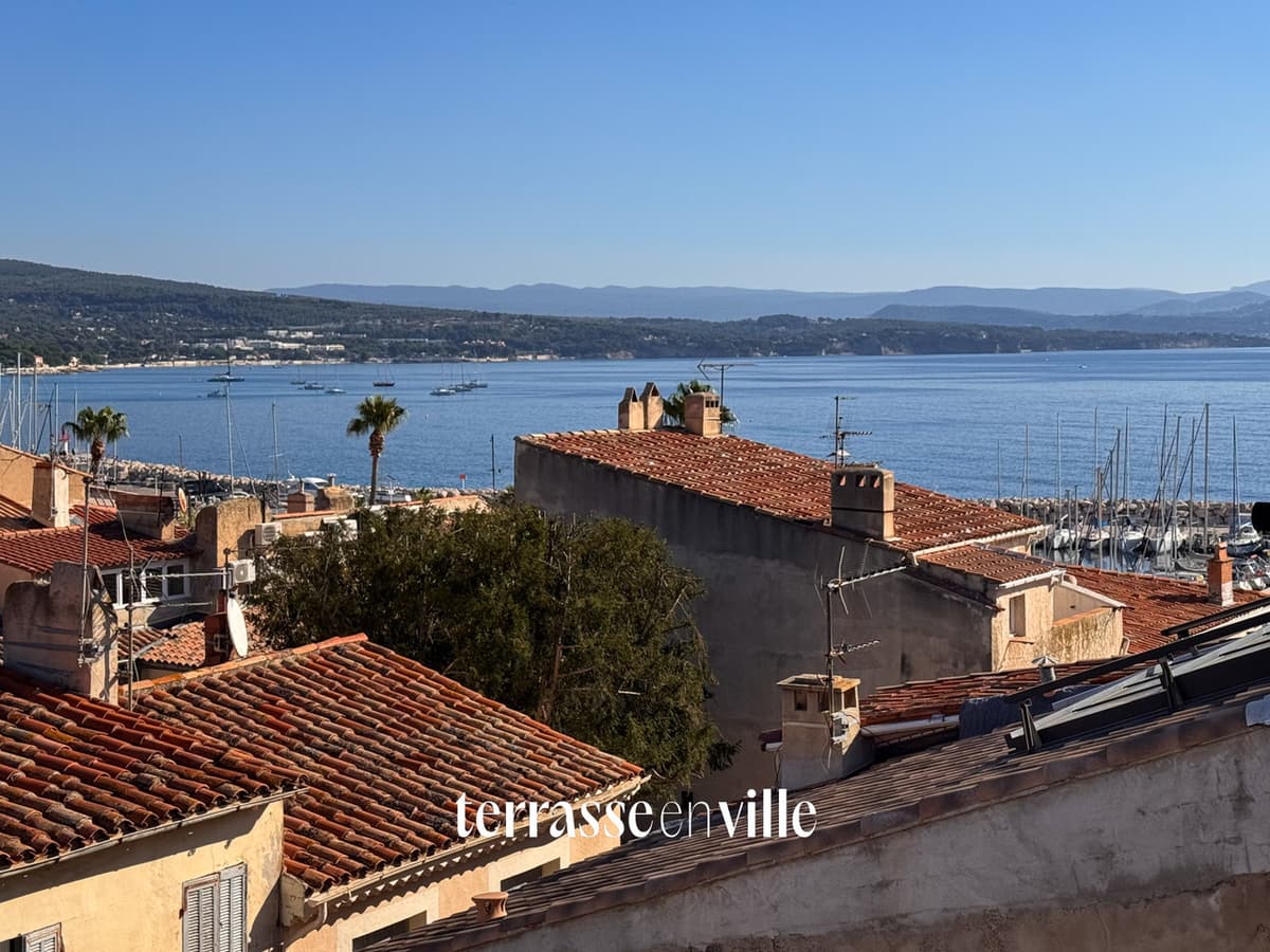 T2 - 28M2 - DERNIER ETAGE - ROOFTOP VUE MER 40 M2 - 249 000€ - 3