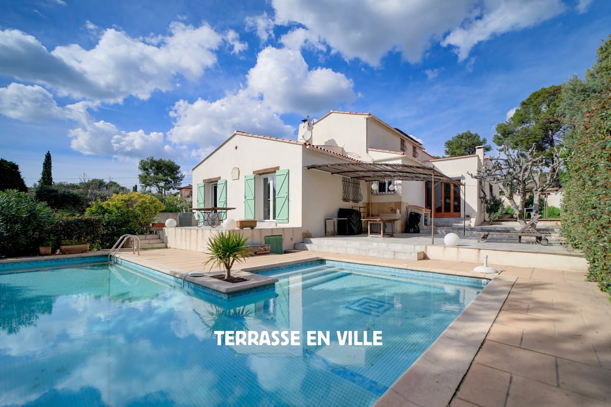 BELLE VILLA RENOVEE 214M2 - QUARTIER FONTSAINTE - T2 INDEPENDANT - PISCINE - 995 000€