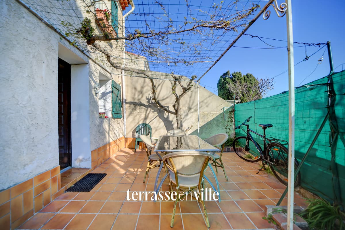 RARE - LA CIOTAT - MAISON DE VILLE - JARDIN - CHANTIER NAVAL - T4 - 4
