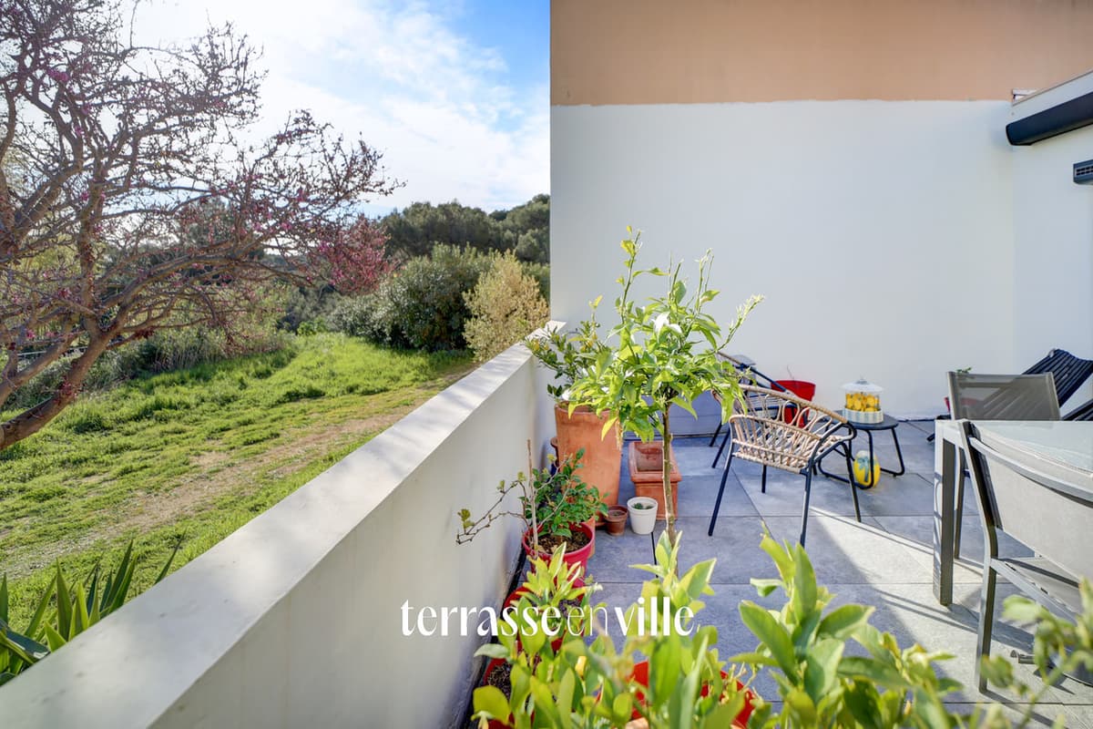 LA CIOTAT - MAISON INDIVIDUELLE - T5 - 139M2 - PARKING - TERRASSE 26 M2 - CALANQUES À PIEDS - 5