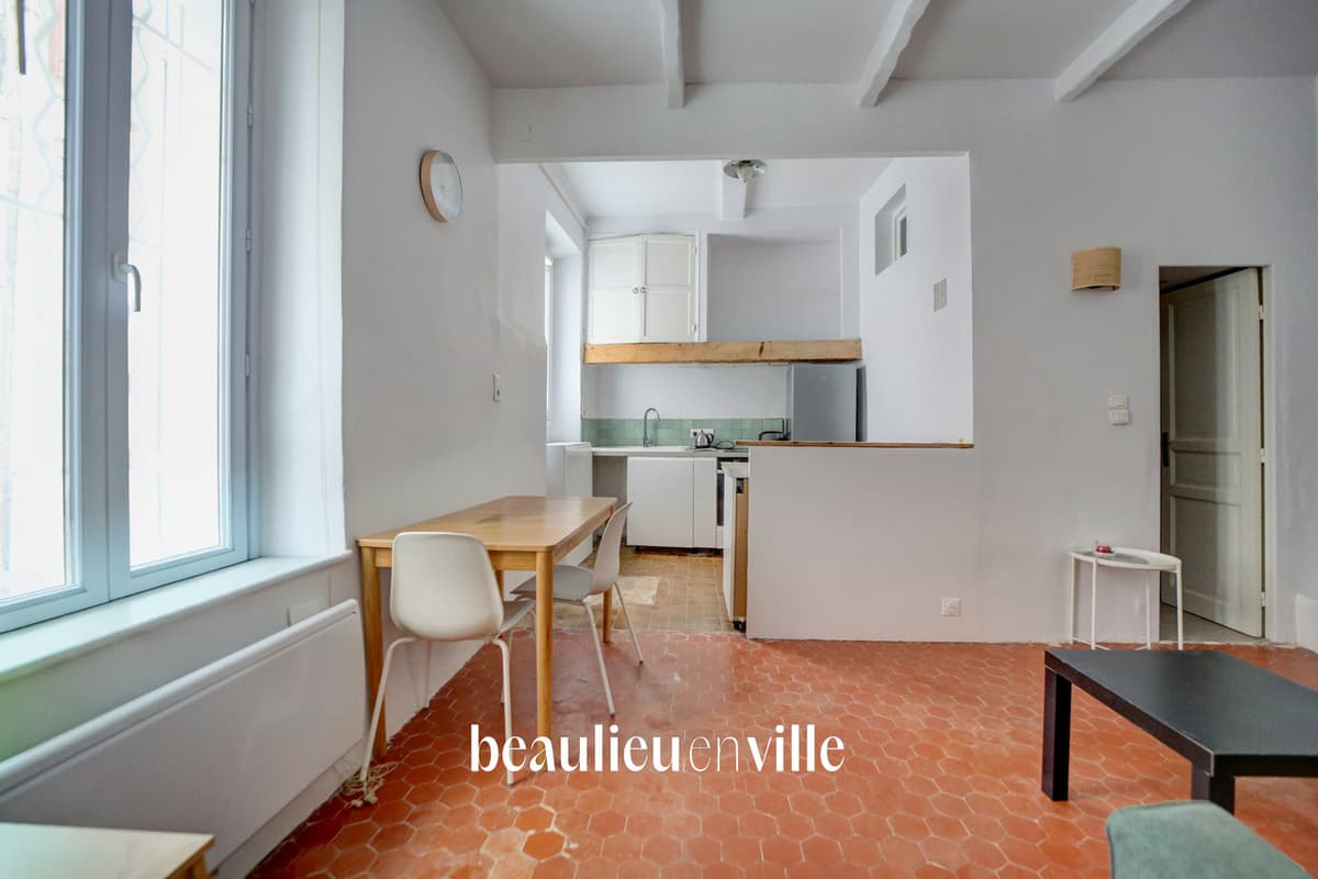 EXCLUSIVITÉ - Charmant T3 - Duplex - 50 m du Vieux Port - 1